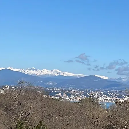 Vue Acces Appartamento *